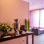 Le M & Bordeaux Aeroport By & Preference Otel