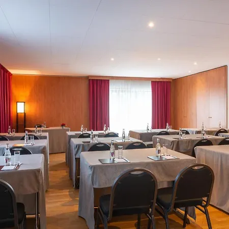 Le M & Bordeaux Aeroport By & Preference Hotel 4*