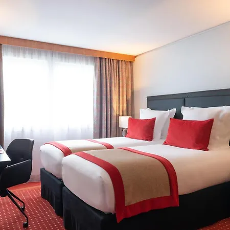 Le M & Bordeaux Aeroport By & Preference Hotel 4*