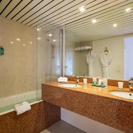 Le M & Bordeaux Aeroport By & Preference Hotel Mérignac