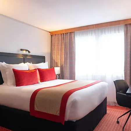 Hotel Le M & Bordeaux Aeroport By & Preference